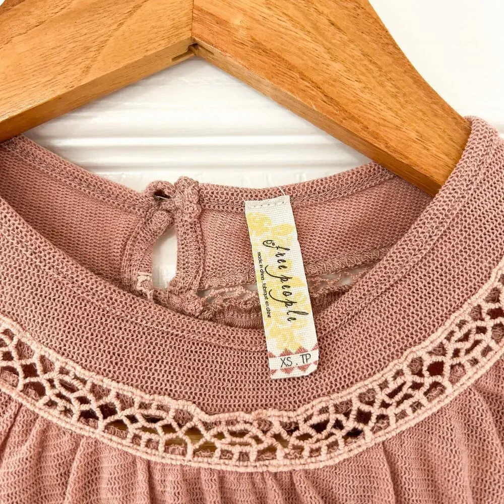 Free People Floral Lace High Neck Peplum Blouse Pink Mauve XS EUC Boho Chic